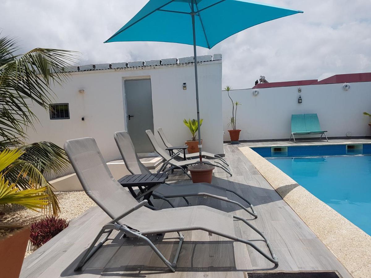 African Jaja Villa Piscine-Climatisation Popenguine Exterior foto